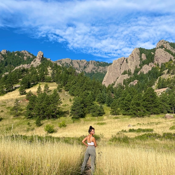 Meet your Posher, Taylor! 💓🍯 - Picture 4 of 6